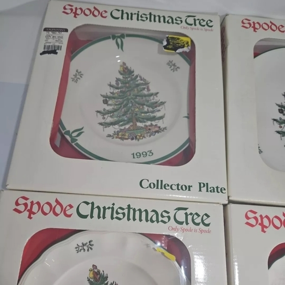 Spode Christmas Tree Collector Plates. Set Of 4. 1990-1993 - Picture 4 of 6